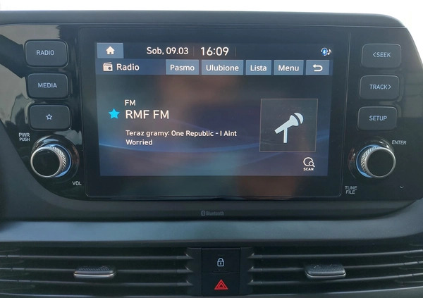 Hyundai i20 cena 61900 przebieg: 18900, rok produkcji 2021 z Garwolin małe 301